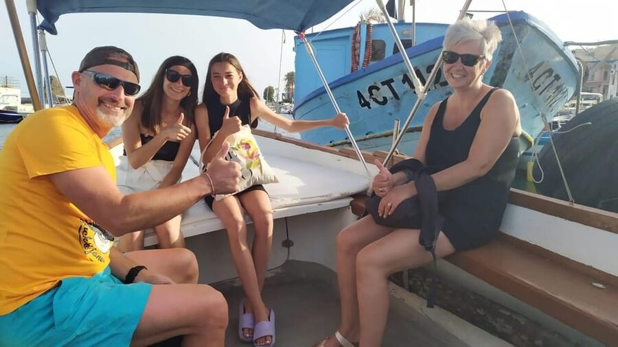 Aci Trezza boat tour sunset and dinner sicilian family home - Meet at Via Ricca: the smooth start that sets the tone