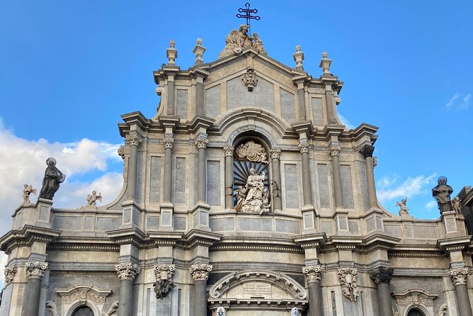 Bike tour of Catania by e-bike - The guide experience: why the stories matter as much as the stops