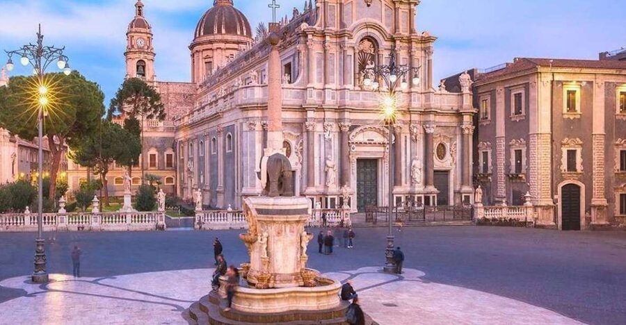 Catania: City Highlights Tour with Guide - Pescheria Fish Market: The Sights, Smells, and What the Guide Helps You Notice