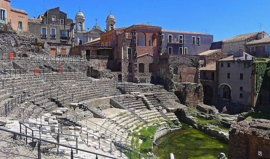 Catania: City Highlights Tour with Guide - Practical Stuff: Shoes, Weather, and Sunday Market Reality
