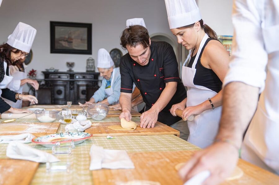 Catania: Cooking class set in a sea front historic villa - Timing and Group Size: The Reason the 3 Hours Feels Right