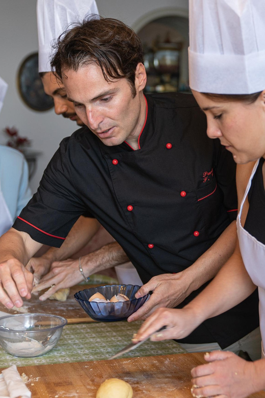 Catania: Cooking class set in a sea front historic villa - Piccolo Porto di Ognina: The Setting You’ll Be Thinking About