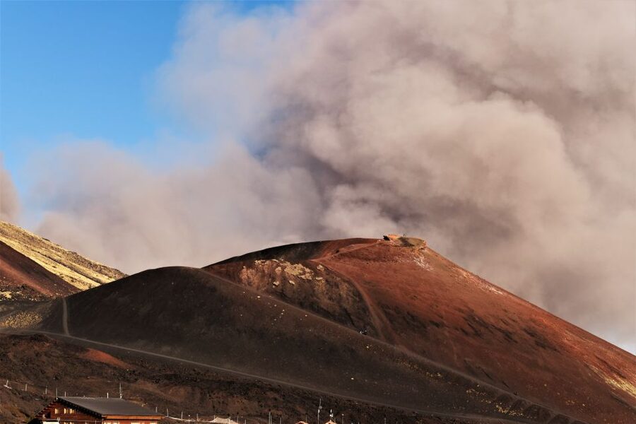 Catania: Etna Morning or Sunset Trek with Lava Tunnel & Gear - The big names you might hear: guide style that matters