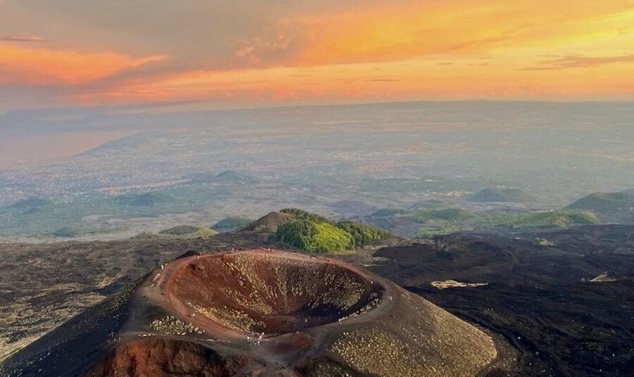 Catania: Etna Sunset Tour with Pickup and Drop-off - Catania pickup and the small-group advantage