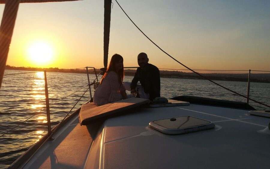 Catania: Guided Sunset Sailing Trip with Aperitif & Prosecco - Key Highlights Worth the Time