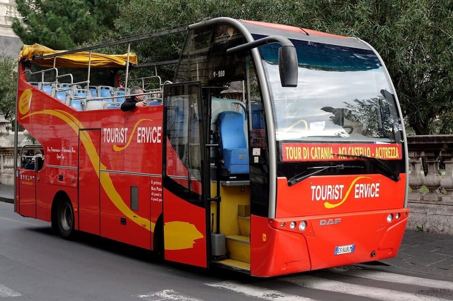 Catania: Hop-On, Hop-Off Bus to Acicastello and Acitrezza - How Much Time You Actually Need (Without Missing the Loop)