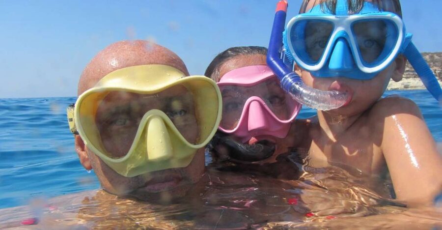 Catania, Isole Ciclopi: Snorkeling Trip - Start point and getting ready without fuss