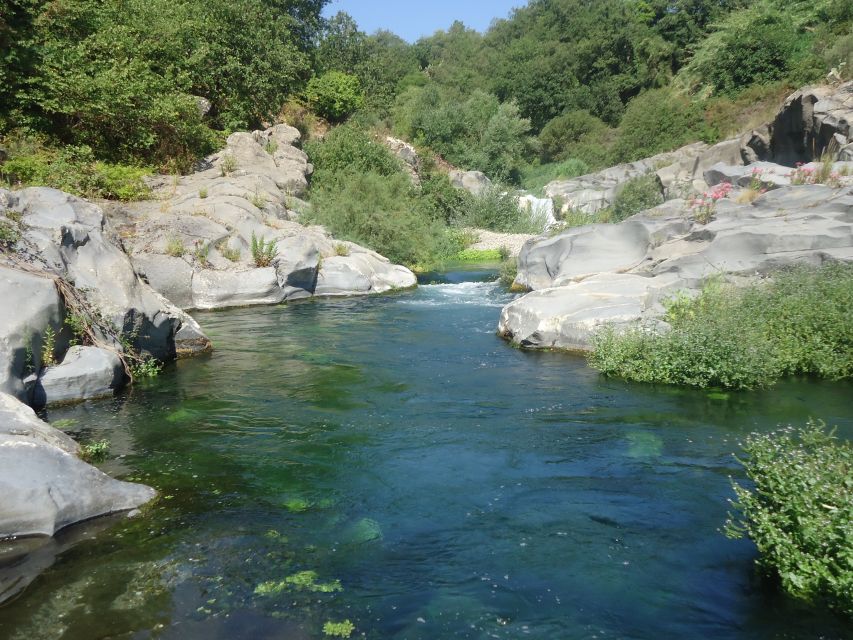 Catania: Mount Etna Volcano and Alcantara Park Tour - Alcantara Gorges: 1.5 hours of freedom and the “should we swim?” decision