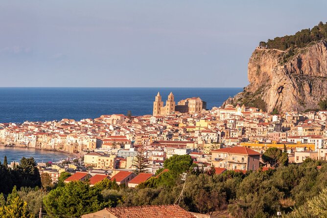 Catania : Private Custom Walking Tour With A Guide (Private Tour) - What your walk can include: Duomo, churches, markets, and more