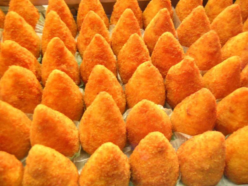 Catania: Private Tour with Arancino Tasting - Why Catania makes sense in just 2 hours