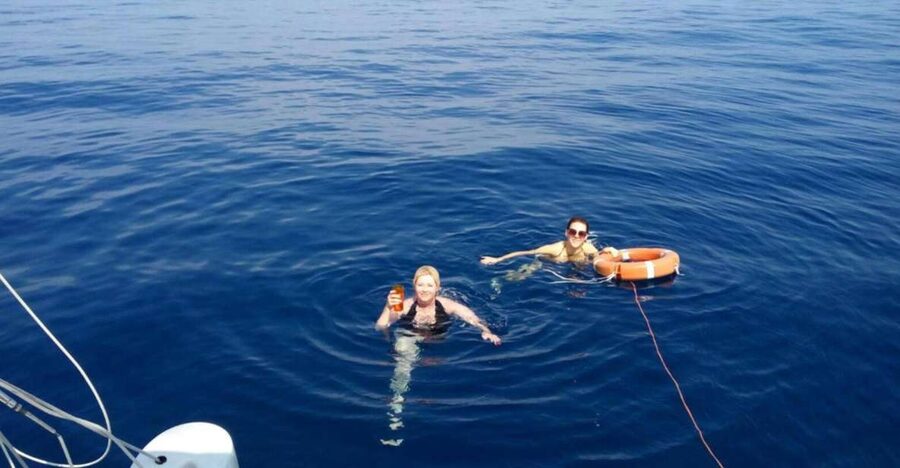 Catania: Sailing Tour with Lunch - Meeting at Catania’s port: the day starts simply