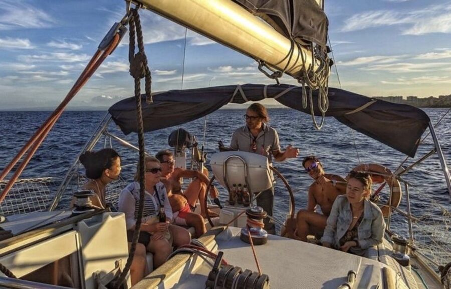 Catania: Sailing Tour with Lunch - Lunch aboard: Sicilian buffet with local wine and beer