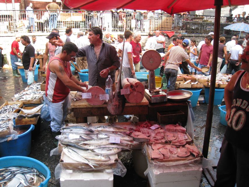 Catania: Street Food Walking Tour - The restaurant tasting: where street food becomes a sit-down lesson