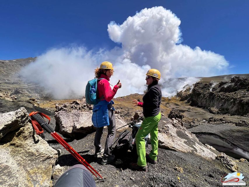 Catania: Summit Craters from North Etna with 4x4 vehicles - The guide experience: serious help when the terrain gets real