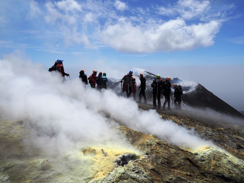 Catania: Summit Craters from North Etna with 4x4 vehicles - What’s included (and what you still need to pay)