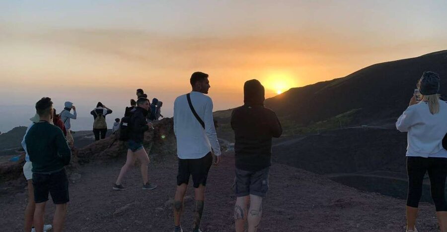 Catania: Sunset Jeep Tour of Mount Etna and Lava Flow Caves - Valle del Bove and Hornitos: reading the craters from the road