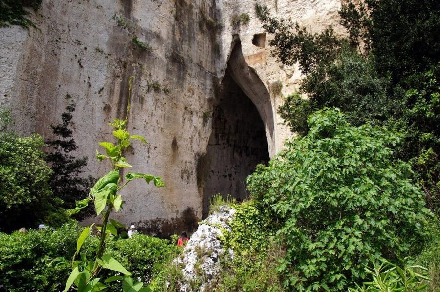 Catania: Syracuse, Ortigia, and Noto Tour with Brunch - From Catania: Pickup, Van Ride Time, and Your Pace