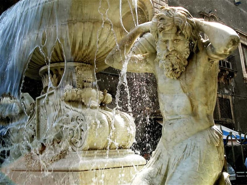 Catania: The heart of the City - Tour guidato in Italiano - Piazza Università finish: using the tour as your launch pad