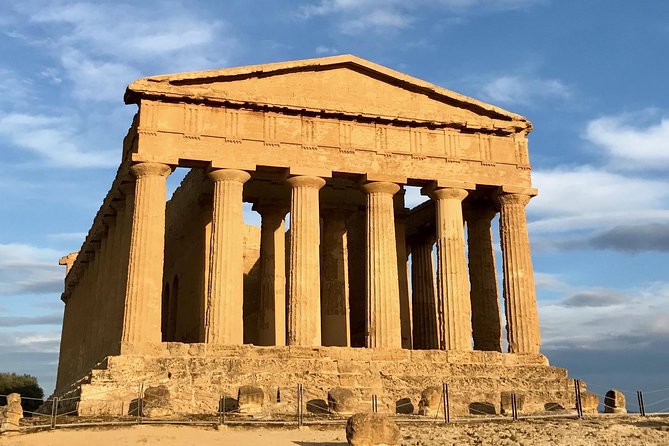 Catania TREASURES OF THE EAST 4 Days Private Minitour with Guide Driver - Val di Noto baroque towns and Ragusa night energy