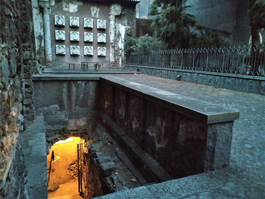 Catania: Underground and Street Food Walking Tour - Ruins, steps, and the hidden passages side of Catania