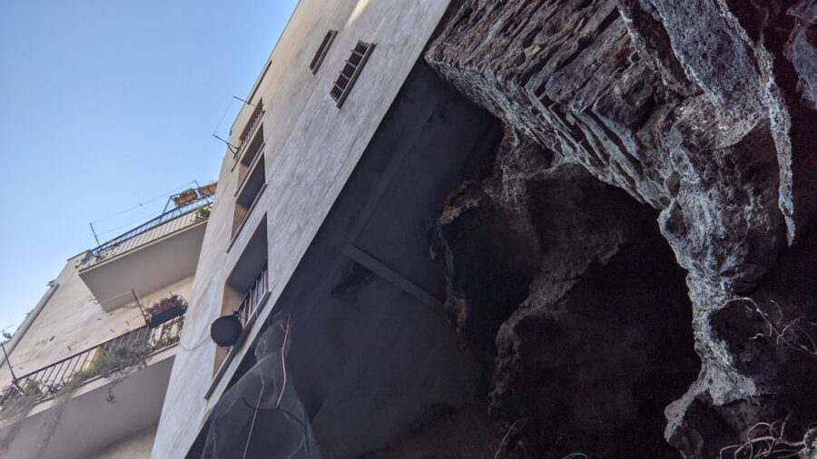 Catania: Underground Catania Tickets and Guided Tour - Stop 1: Etna’s Lava Cave and the Prehistoric Power Story
