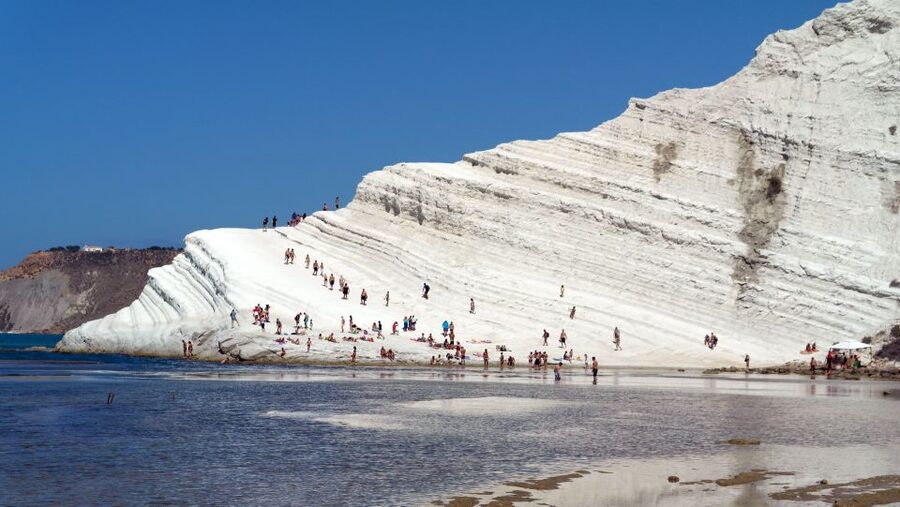 Catania: Valley of the Temples and Turkish Steps with Snack - Scala dei Turchi Turkish Steps: white rock, sea air, and smart expectations