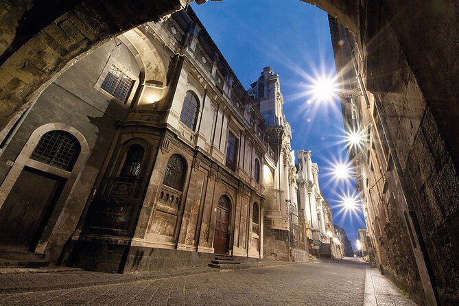 Catania Walking Tour with Audio and Written Guide by a Local - Via dei Crociferi: The Street That Feels Like a Movie Set
