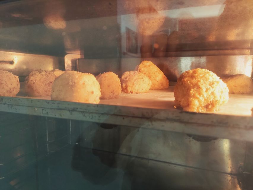 Cooking Class Arancini in Catania - Getting the rice right for arancini