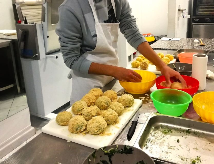 Cooking Class Arancini in Catania - Fillings: build your arancino with classic options and vegetarian choices