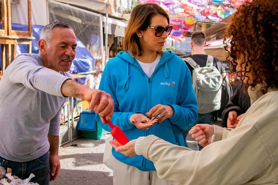 Cooking class, visit to the Catania market and light lunch - Practical Tips: Allergies, Comfort, and How to Get Better Results