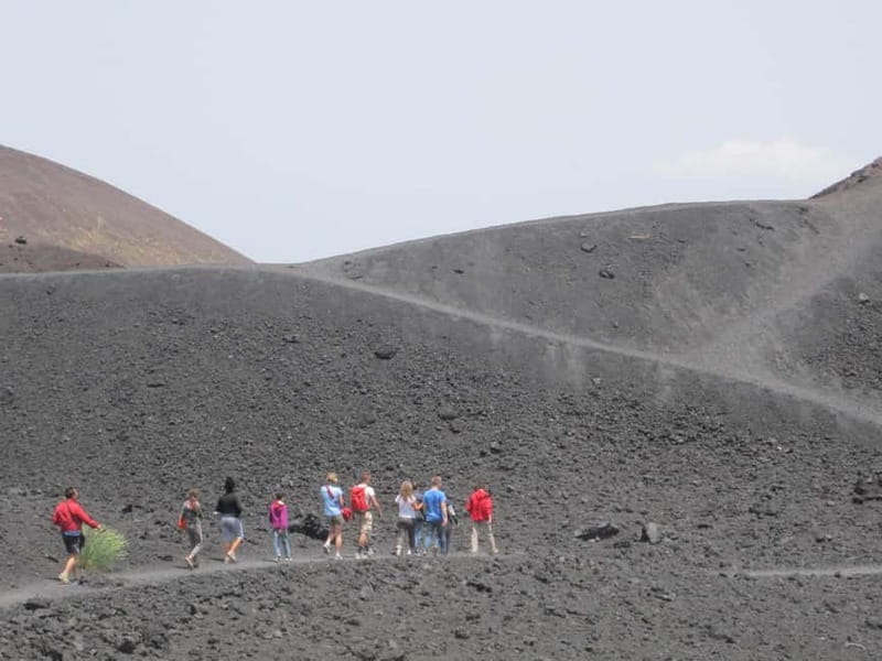 Etna: Jeep excursion and trekking suitable for everyone. Shoes and jacket provided free of charge. - Getting kitted before you climb: what’s included (and why it matters)