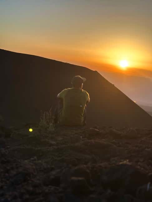 ETNA SUNSET: GUIDED TOUR OF ETNA WITH PICKUP FROM CATANIA - From Rifugio Sapienza onward: Silvestri Craters at 2000 m makes the story click