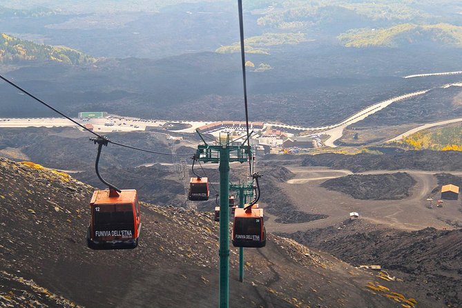 Etna & Taormina: Tasting, Cable car & off road to 2920m - Snacks on board: small, local, and actually useful