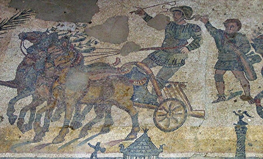 From Catania: Caltagirone & Piazza Armerina Tour with Brunch - Caltagirone on foot: ceramics, baroque tilework, and that famous staircase