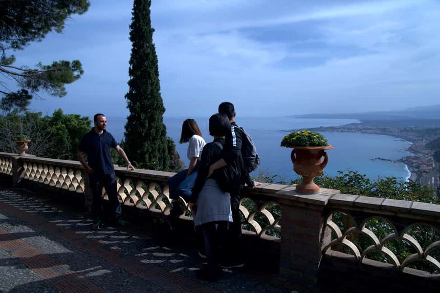 From Catania: Day Trip to Giardini Naxos and Taormina - Taormina on Corso Umberto: Theater Views and Shop-Worthy Streets