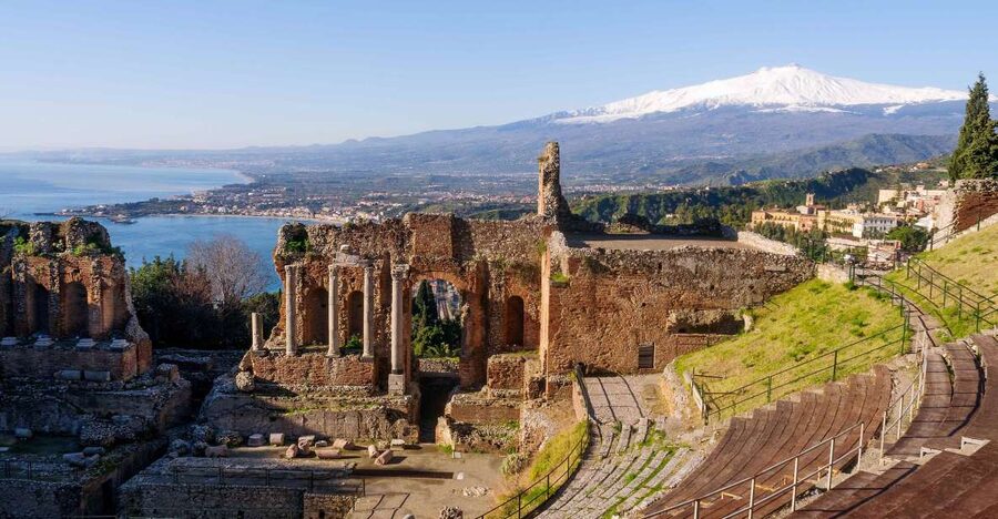From Catania: Day Trip to Mount Etna and Taormina - Taormina for 1.5 hours: Greek theatre views and the two gates