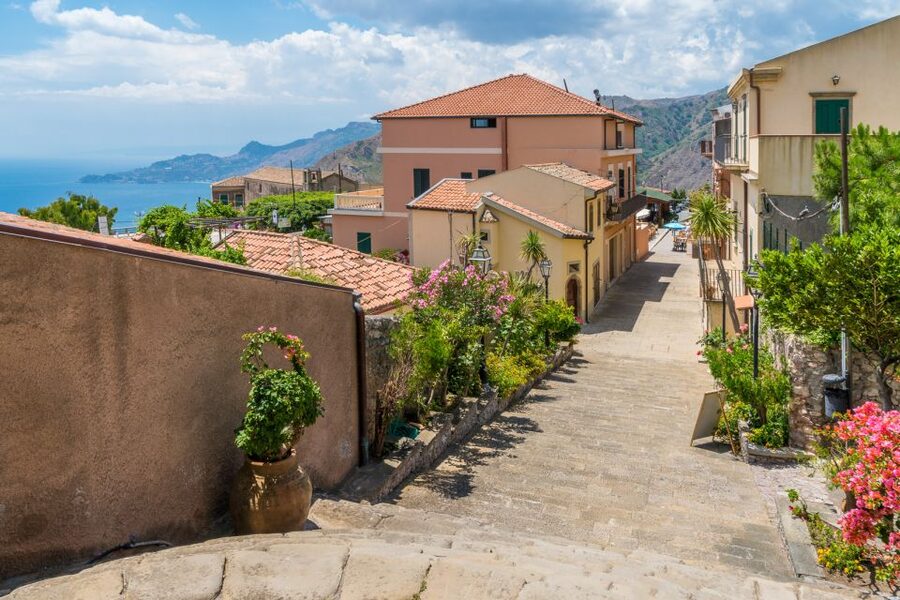 From Catania: Guided Godfather Tour with Taormina Visit - Who should book this Godfather tour from Catania?