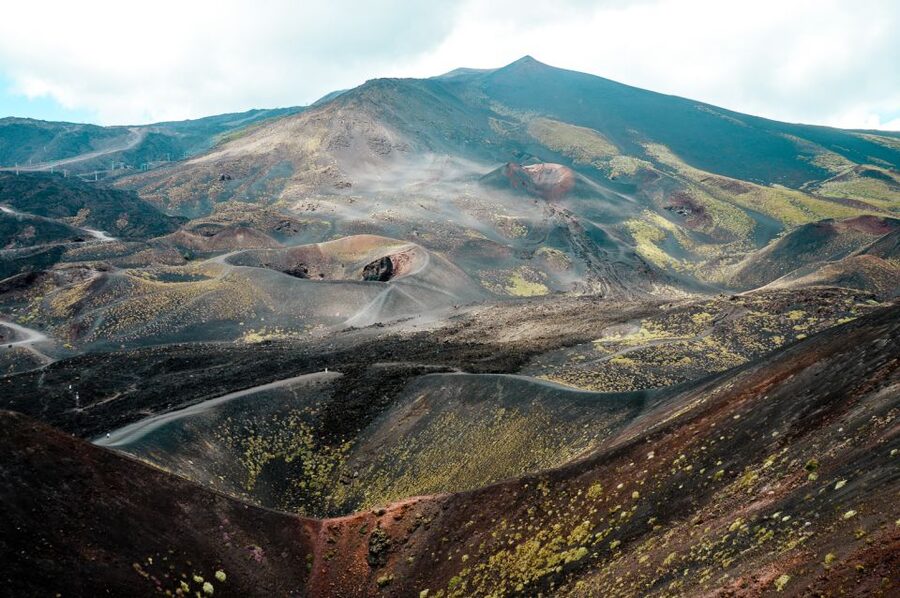 From Catania: Mount Etna Sunset Tour with Tasting and Cave - ENOTECA DELL’ETNA tasting: why the local break is more than a snack