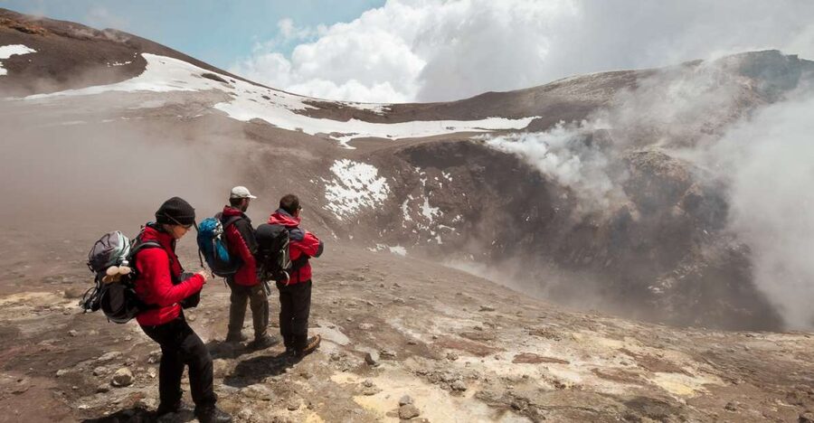 From Catania: Mt. Etna Half Day Morning Tour - Stop by stop: crater hike on extinguished terrain