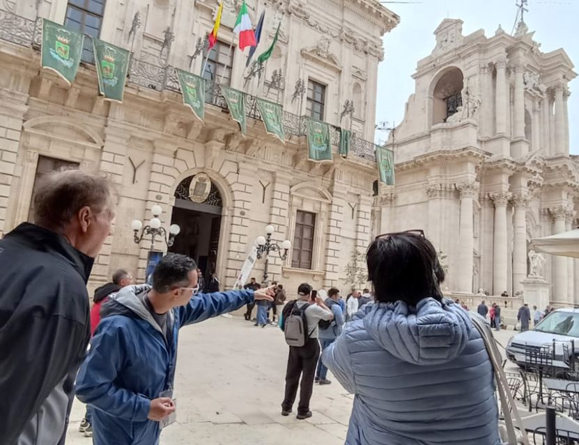 From Catania: Neapolis of Syracuse, Ortygia, and Noto Tour - Ortigia Island Walk: Arethusa Fountain and Piazza del Duomo