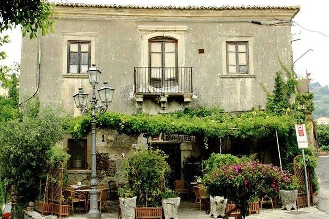 From Catania: Private/Guided Godfather with Appetizer and Pasta - Value for money: $342.42 per person and what you get
