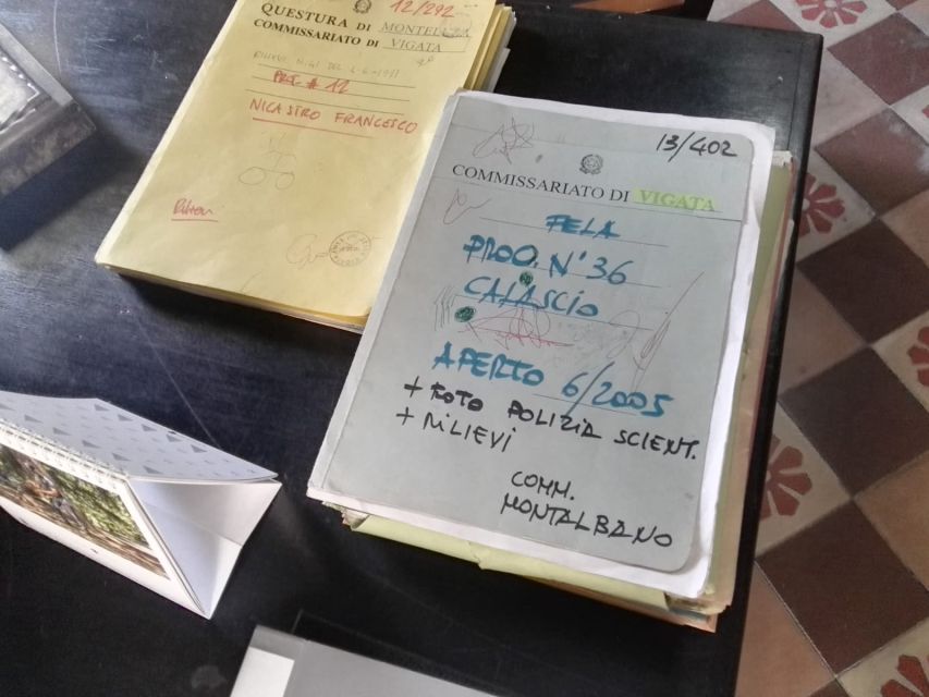 From Catania: Southeast Sicily Inspector Montalbano Tour - A TV-series day trip with real Southeast Sicily streets
