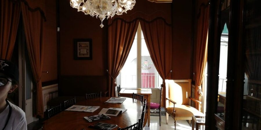 From Catania: Southeast Sicily Inspector Montalbano Tour - Scicli’s historic center and the Vigata police station