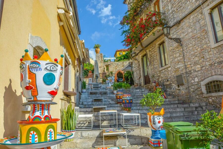 From Catania: Taormina, Isola bella & Castelmola tour - Who this tour is best for