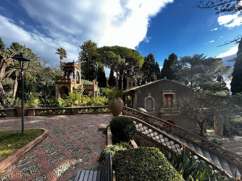From Catania: Taormina, Savoca, & Castelmola Tour w/ Lunch - Taormina’s Greek Theatre and Corso Umberto: your self-guided window