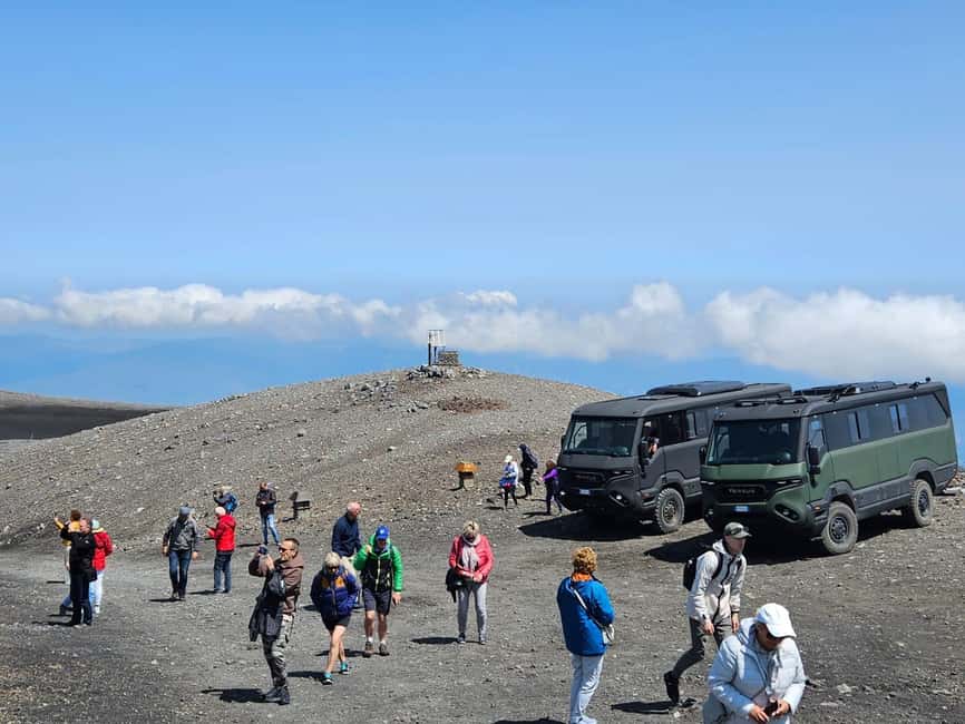 Mount Etna: North Upper Craters Guided Tour by 4x4 with Trek - Umberto and Margherita craters: the moment the tour clicks