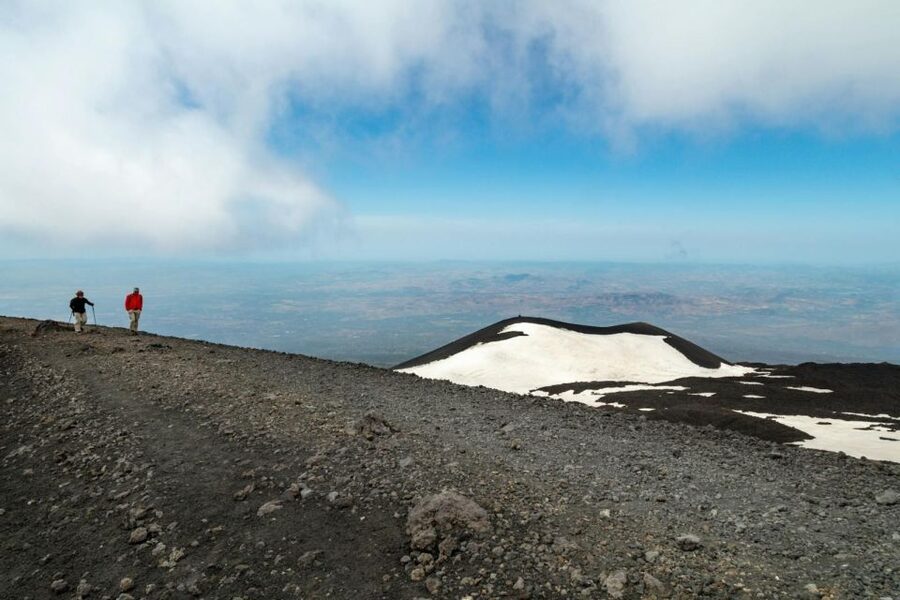 Mount Etna Tour to 1900m from Taormina - Your guide experience: facts, energy, and bilingual flexibility