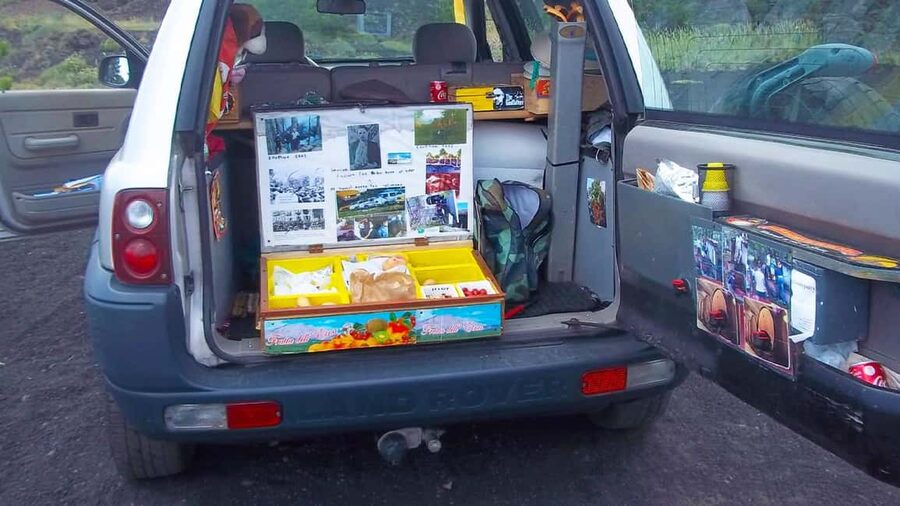 Mount Etna: trek with vintage car, tasting sicilian produtcs - Stop 5: Etna red wine and typical Sicilian products