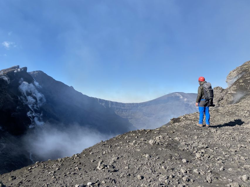 Piano Provenzana: Mount Etna Hiking Trip to 3,300 Meters - The step-up to 3,300 m: what the final ascent really feels like