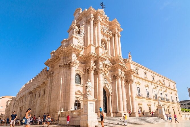 Private Transfer from Catania Airport to Siracusa or Taormina - Price and value: what $94.41 per person buys you